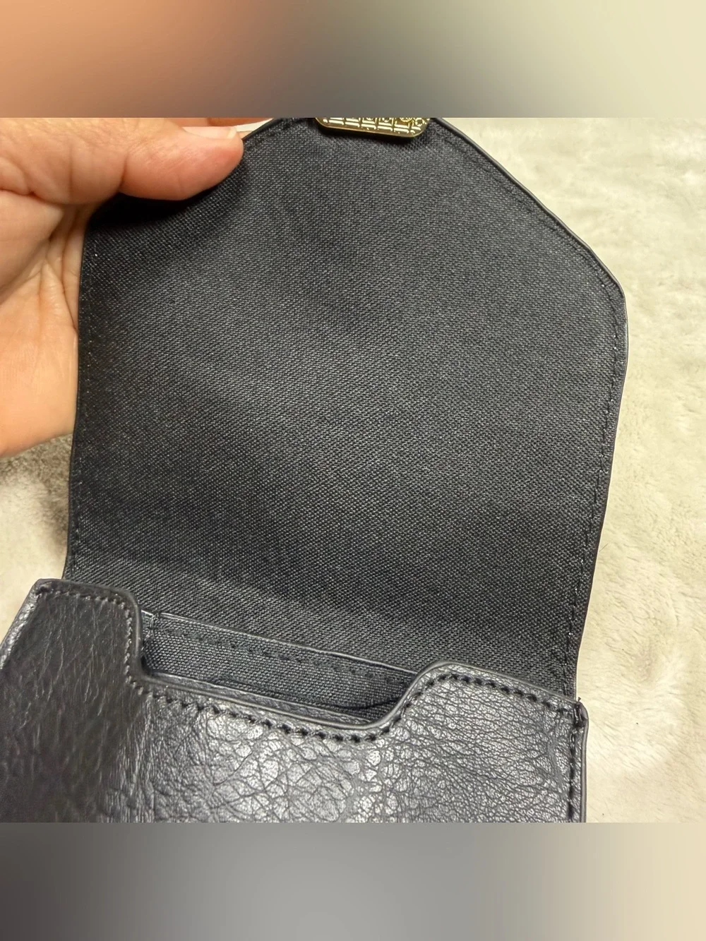 Touch credit fits body